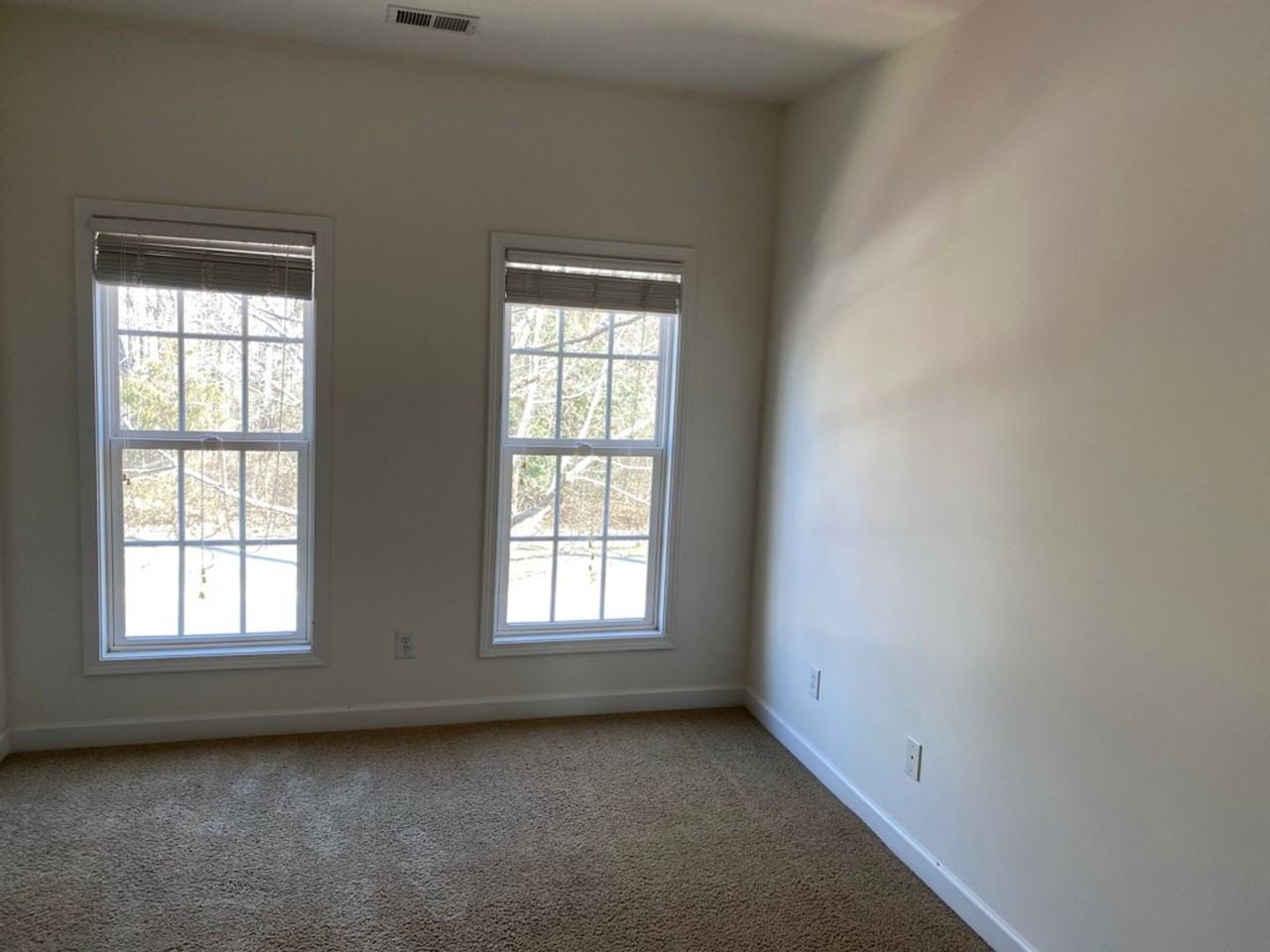 10423 Rocky Ford Club Rd - Photo 7 of 13