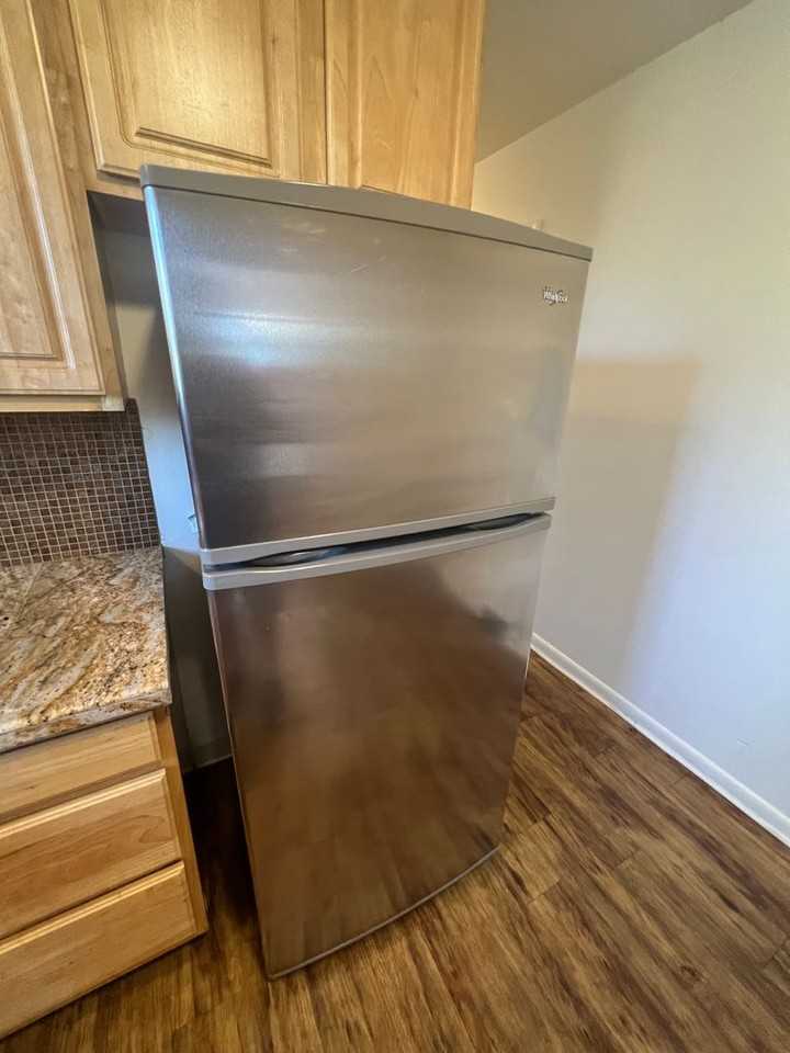 1235 E Ridge Ave - Photo 3 of 12