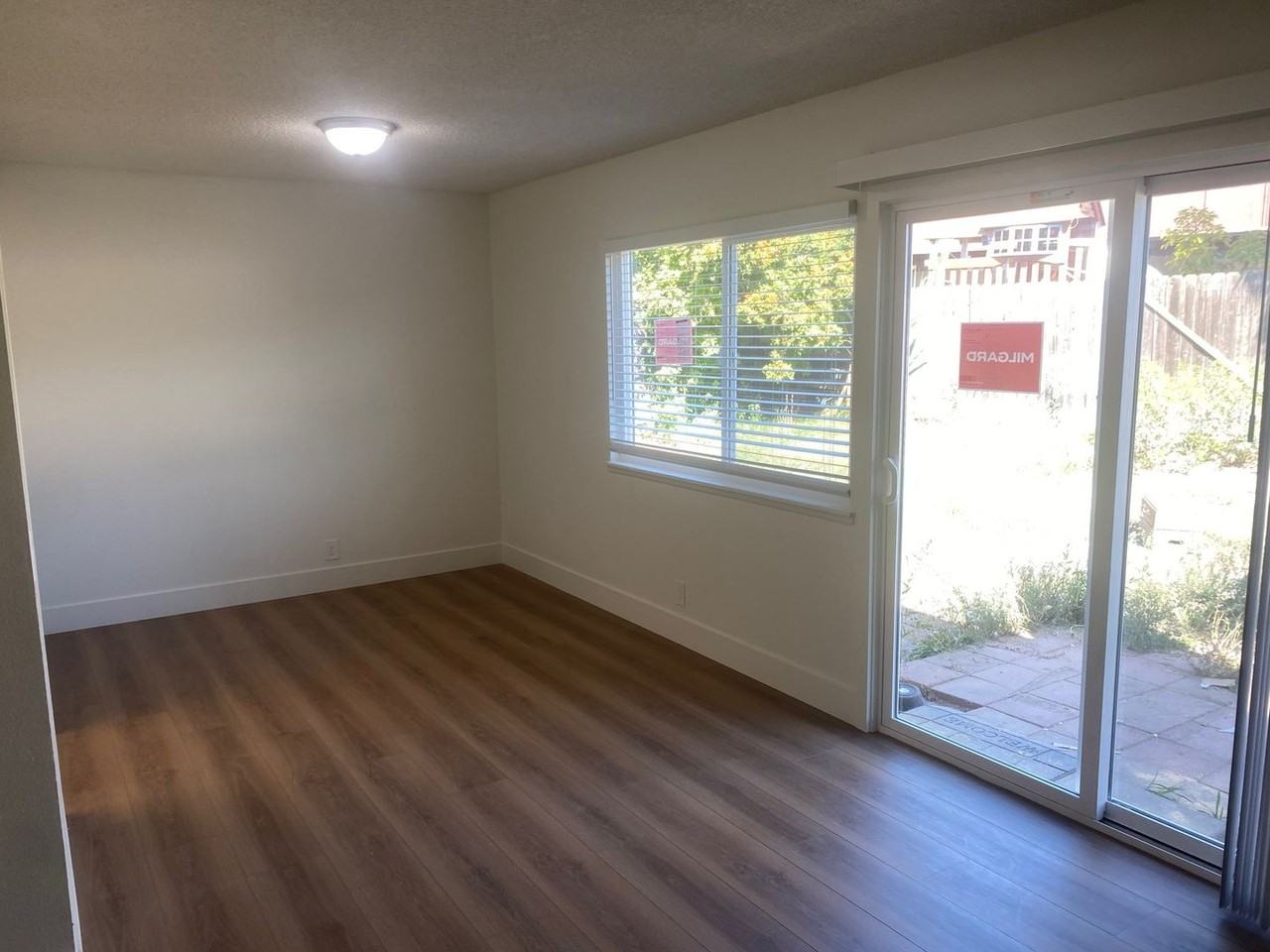 1114 Lawrence Way - Photo 3 of 7