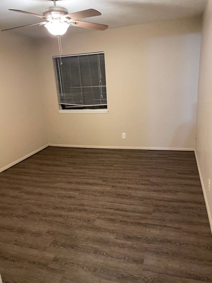 5984 E 33rd Ct - Photo 2 of 9
