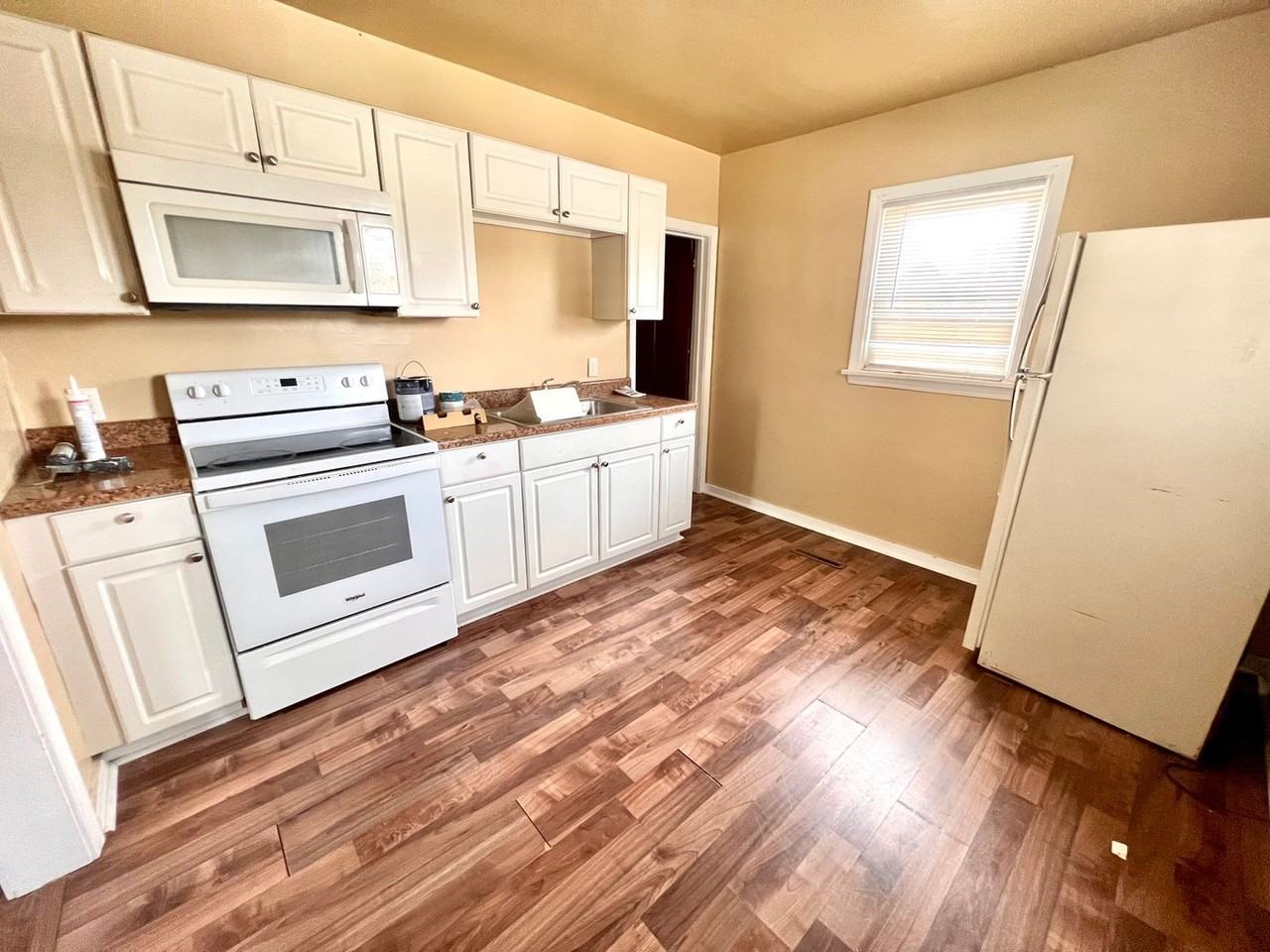 3609 College Ave - Photo 5 of 18