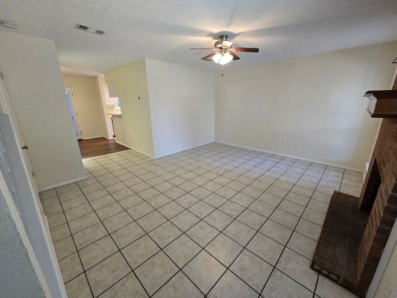 1904 Dartmouth St Apt N1 - Photo 4 of 24