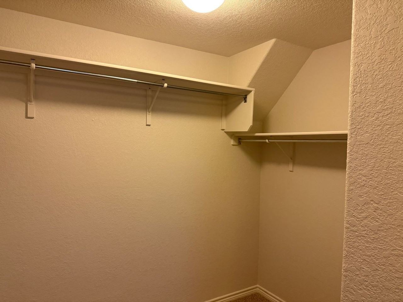 8014 Blackhawk Pass - Photo 3 of 35