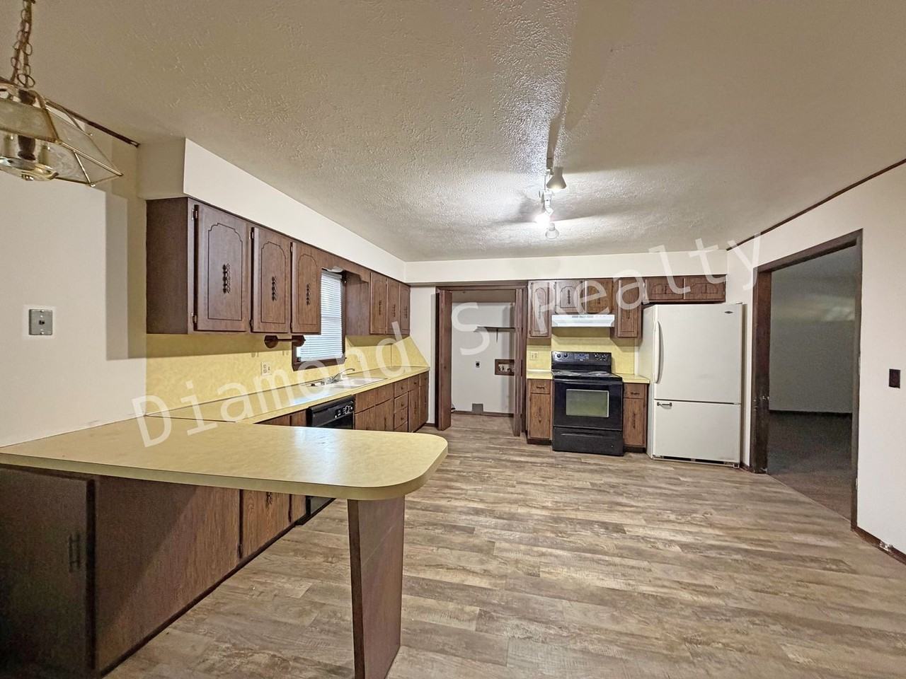 1120 W Morningside St - Photo 6 of 15