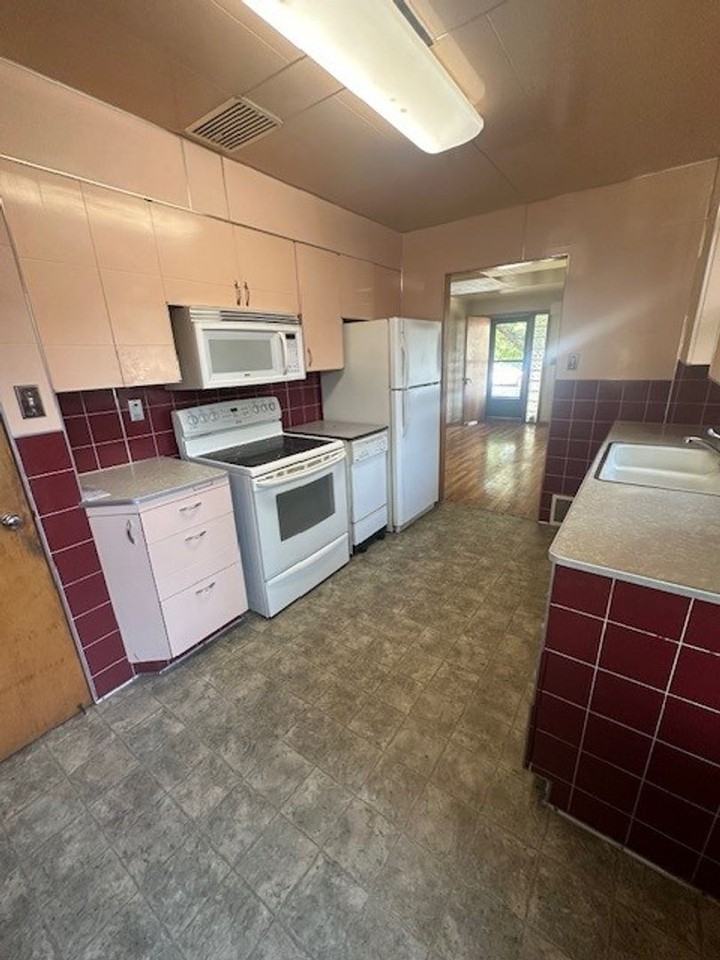 315 N 7th St - Photo 4 of 12
