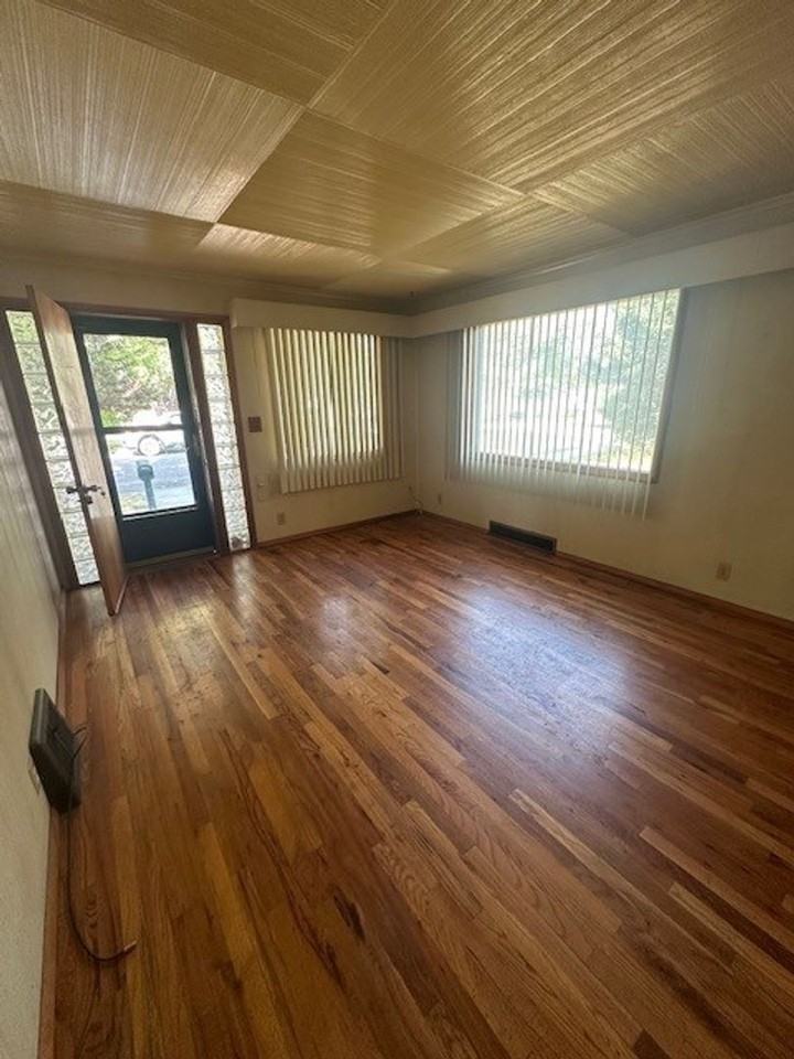 315 N 7th St - Photo 6 of 12