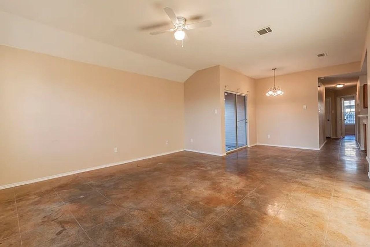 4809 Auburn Dr #B - Photo 2 of 11