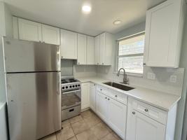 featured image of 104 S New York Ave