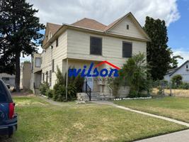 featured image of 114 S 6th St