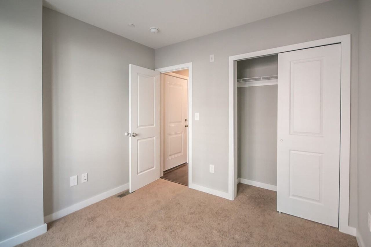 1830 N Bouvier - Photo 2 of 25