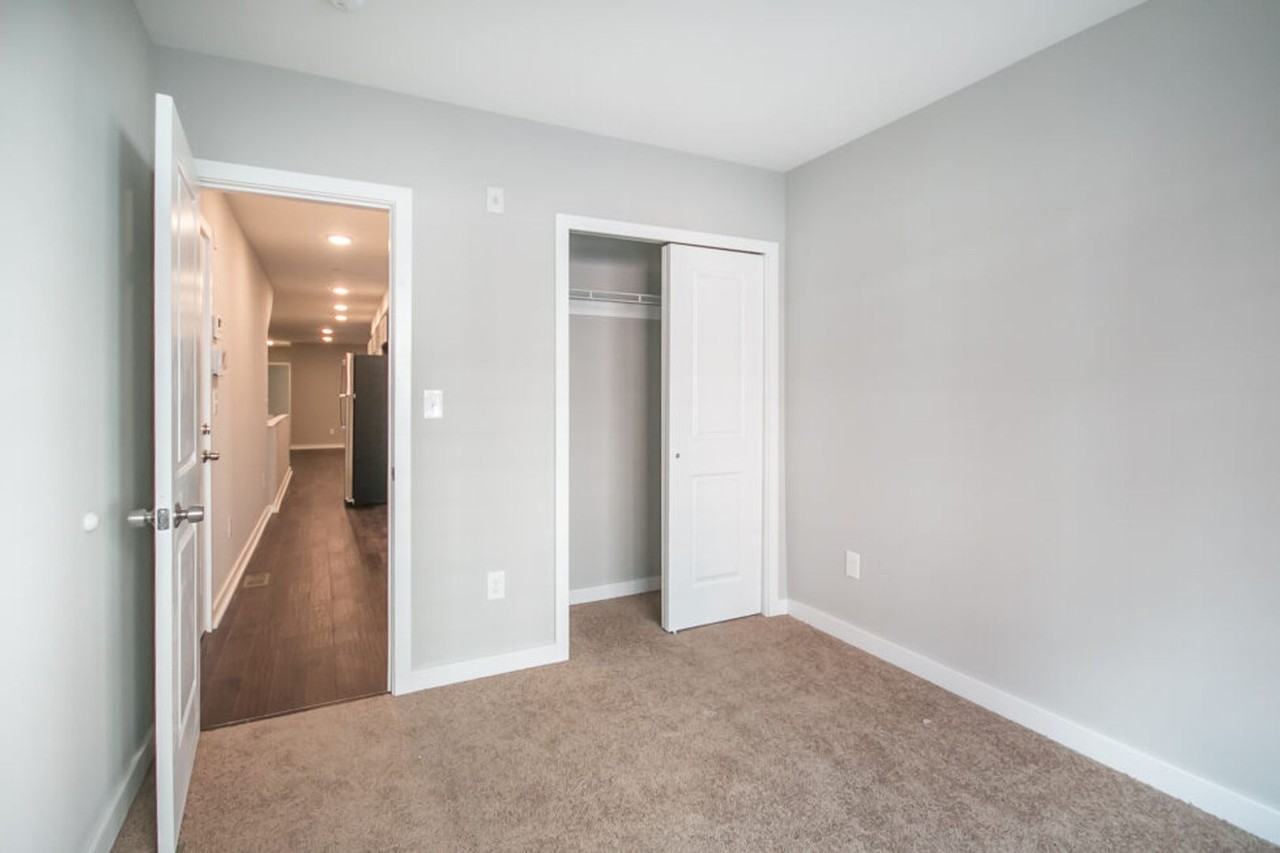 1830 N Bouvier - Photo 6 of 25