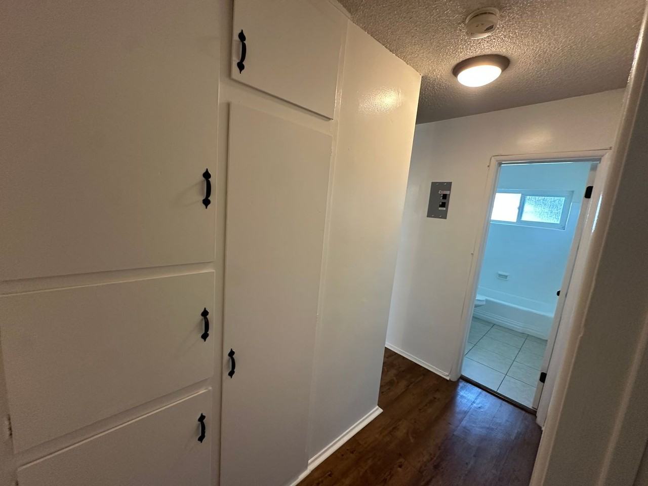 700 Holly, LLC - Photo 3 of 11