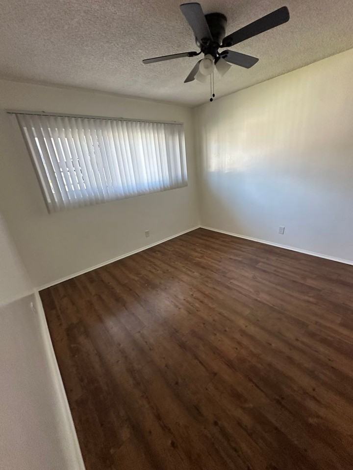 700 Holly, LLC - Photo 5 of 11