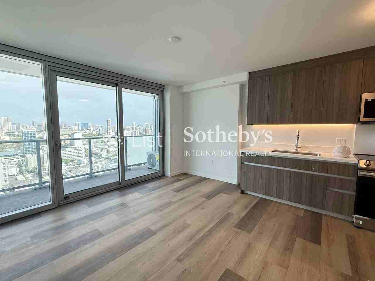 1515 Liona St #2208L - Photo 3 of 19