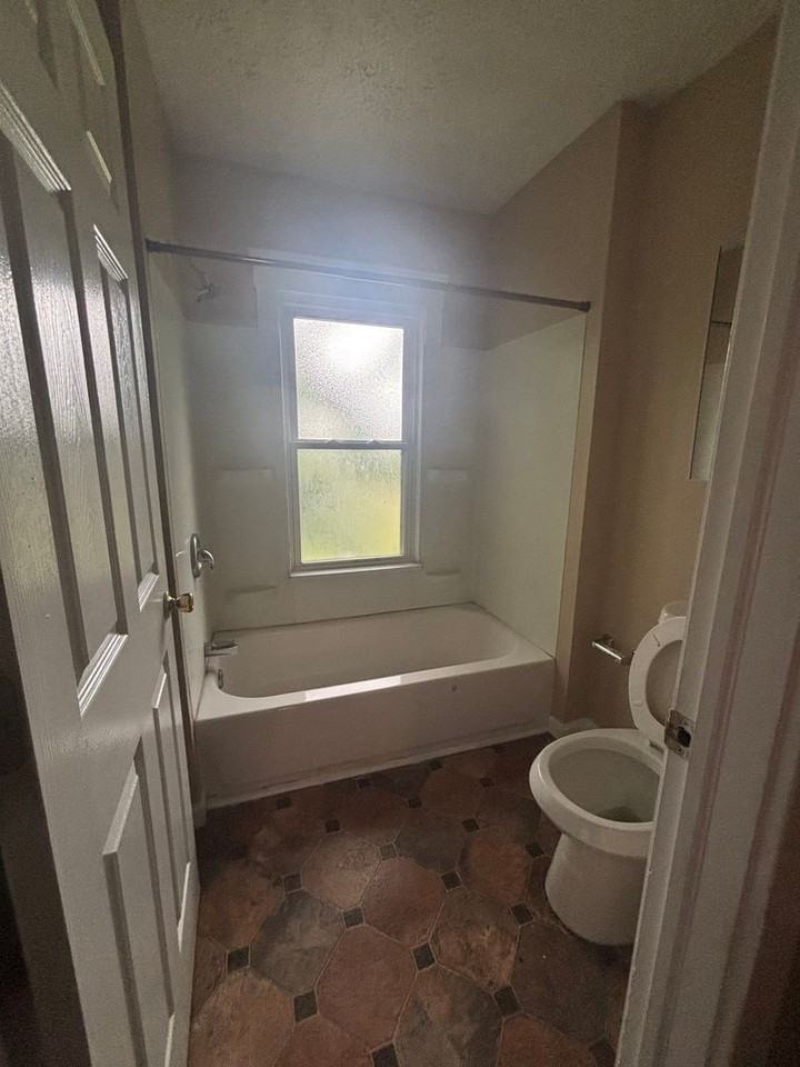 738 East 91st Street #740 - Photo 3 of 10