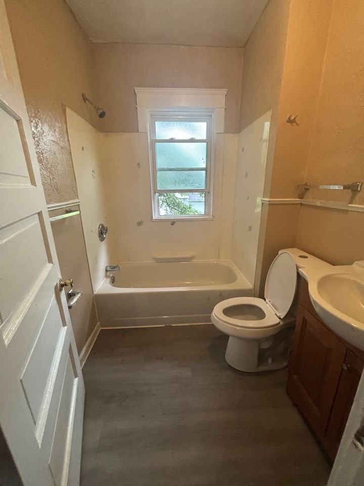 738 East 91st Street #740 - Photo 7 of 10