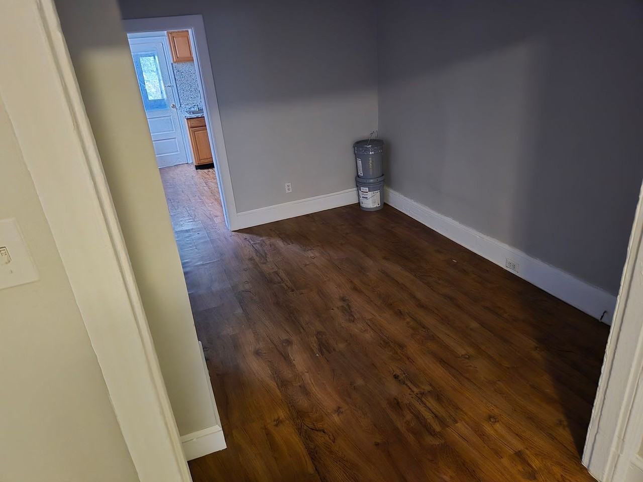 112 North Scott Street - Photo 2 of 13