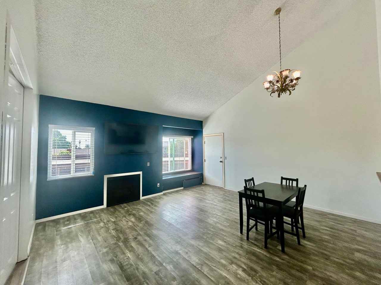 12010 226th Street #14UNIT - Photo 3 of 34