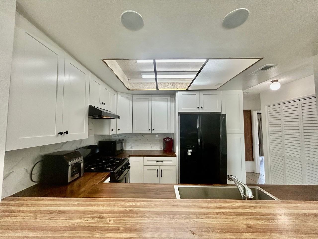 12010 226th Street #14UNIT - Photo 7 of 34