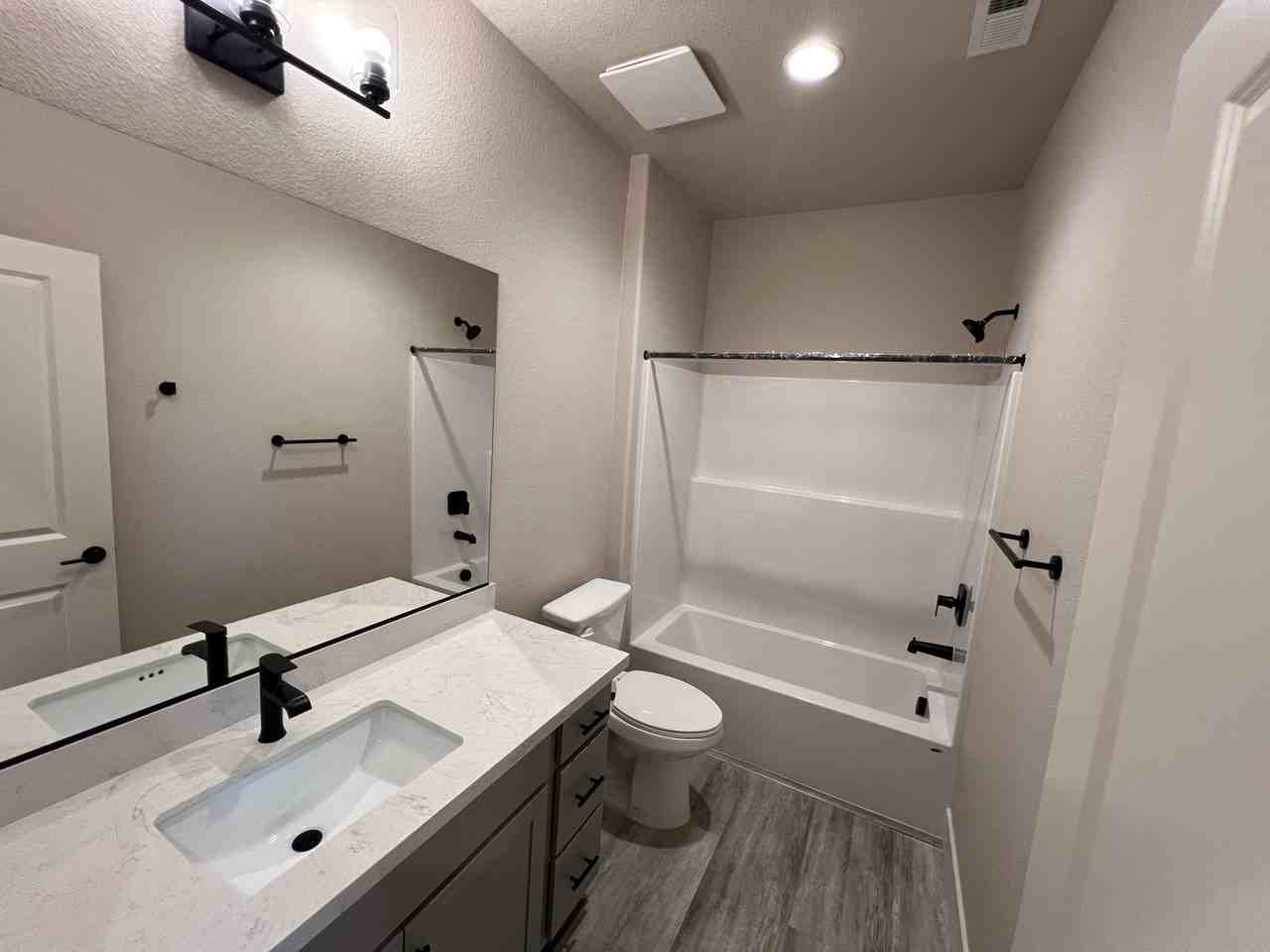 451 Blackbird Ln - Photo 7 of 21