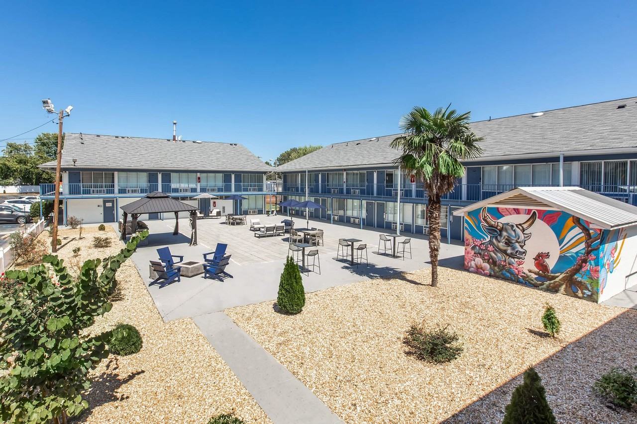 Vivo Living Durham - Photo 3 of 32