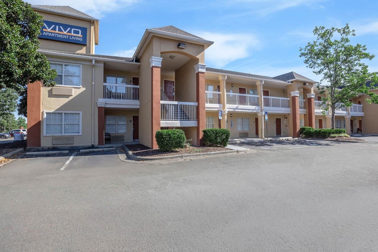 Vivo Living Forest Hills - Photo 4 of 26