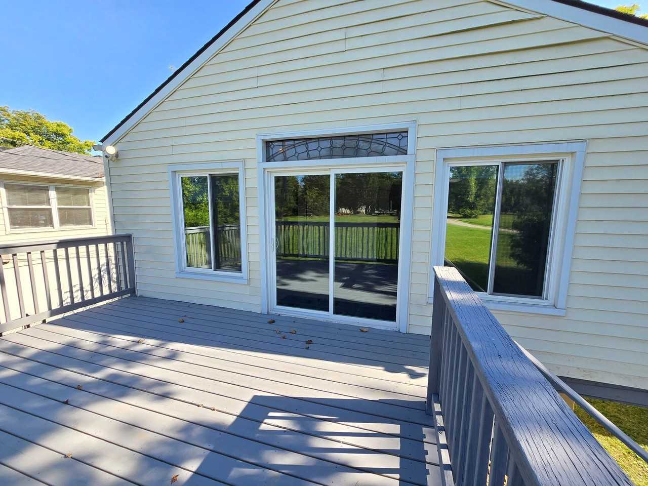 922 Blankenbaker Ln - Photo 3 of 11