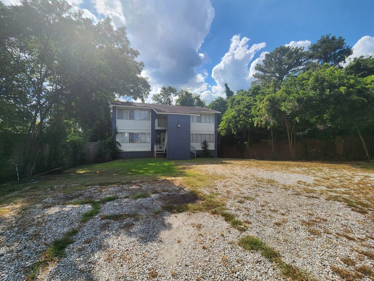 917 Oakview Ave - Photo 4 of 16