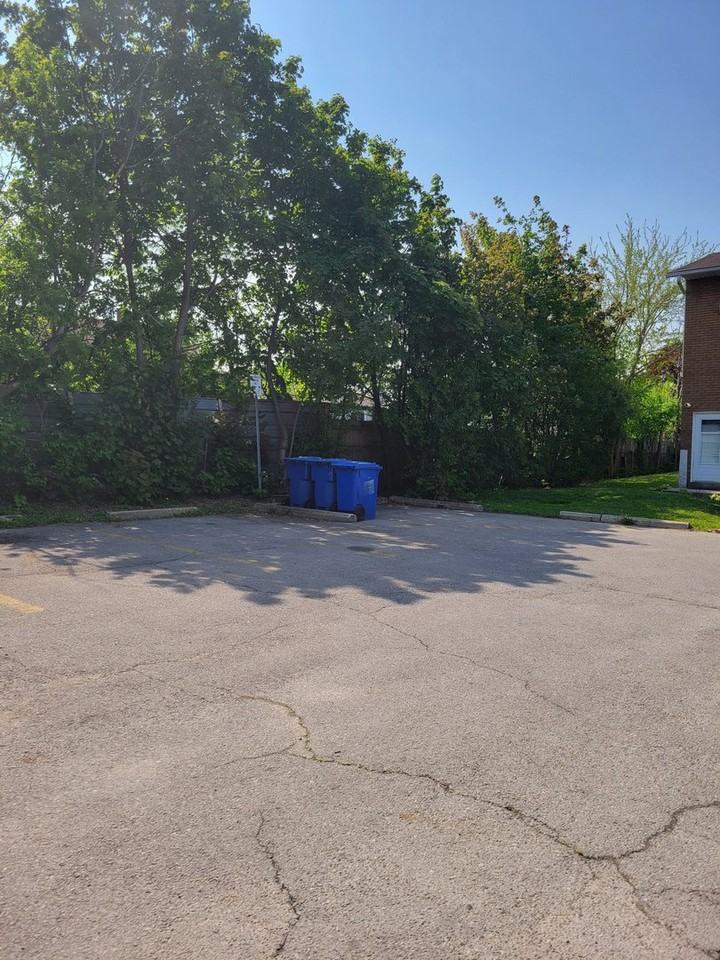 161 Berkindale Dr - Photo 3 of 28