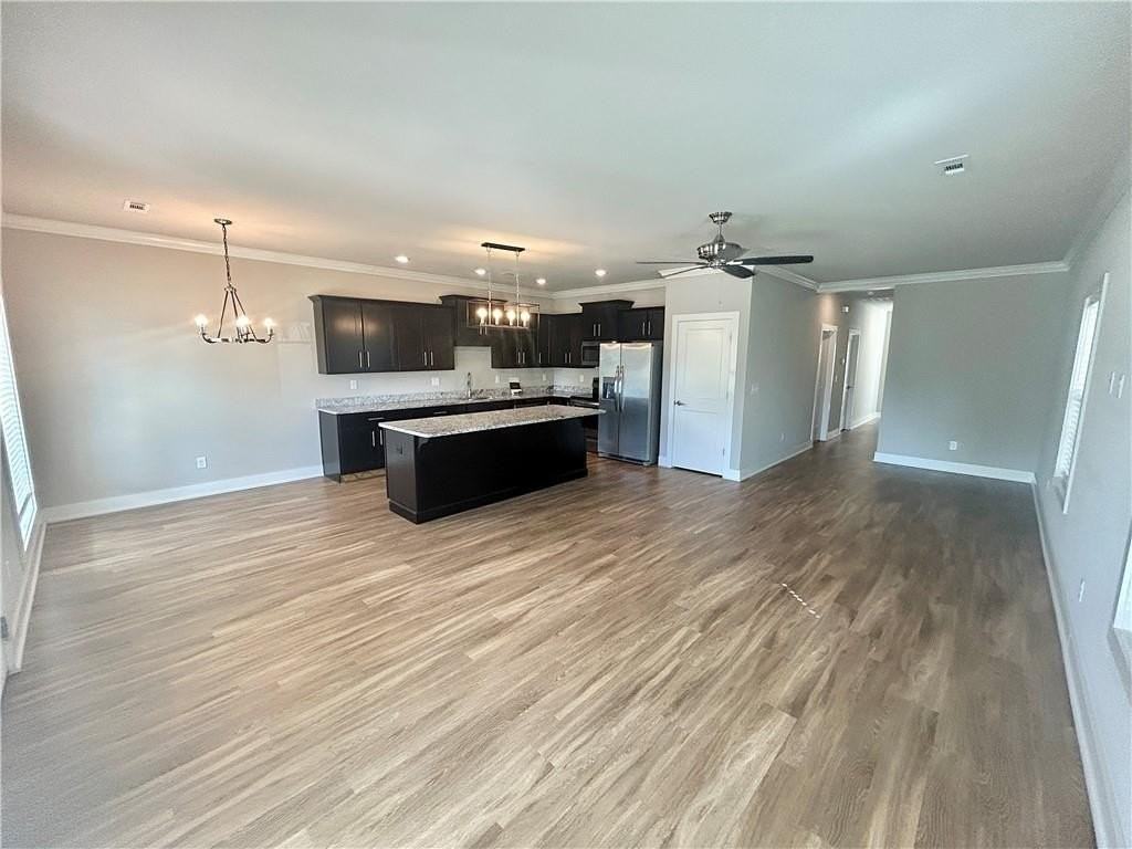 1001 Ne Heights Ln - Photo 6 of 25