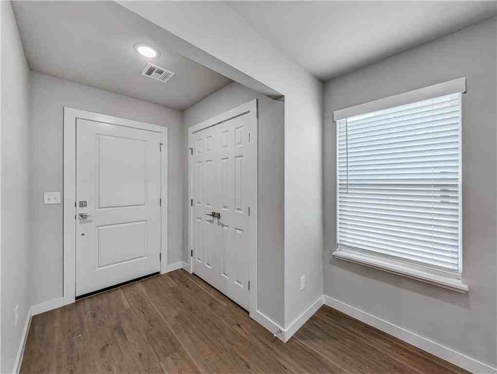 6304 Nw Kathleen St - Photo 6 of 19