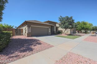 11863 W Alvarado Rd - Photo 1 of 1