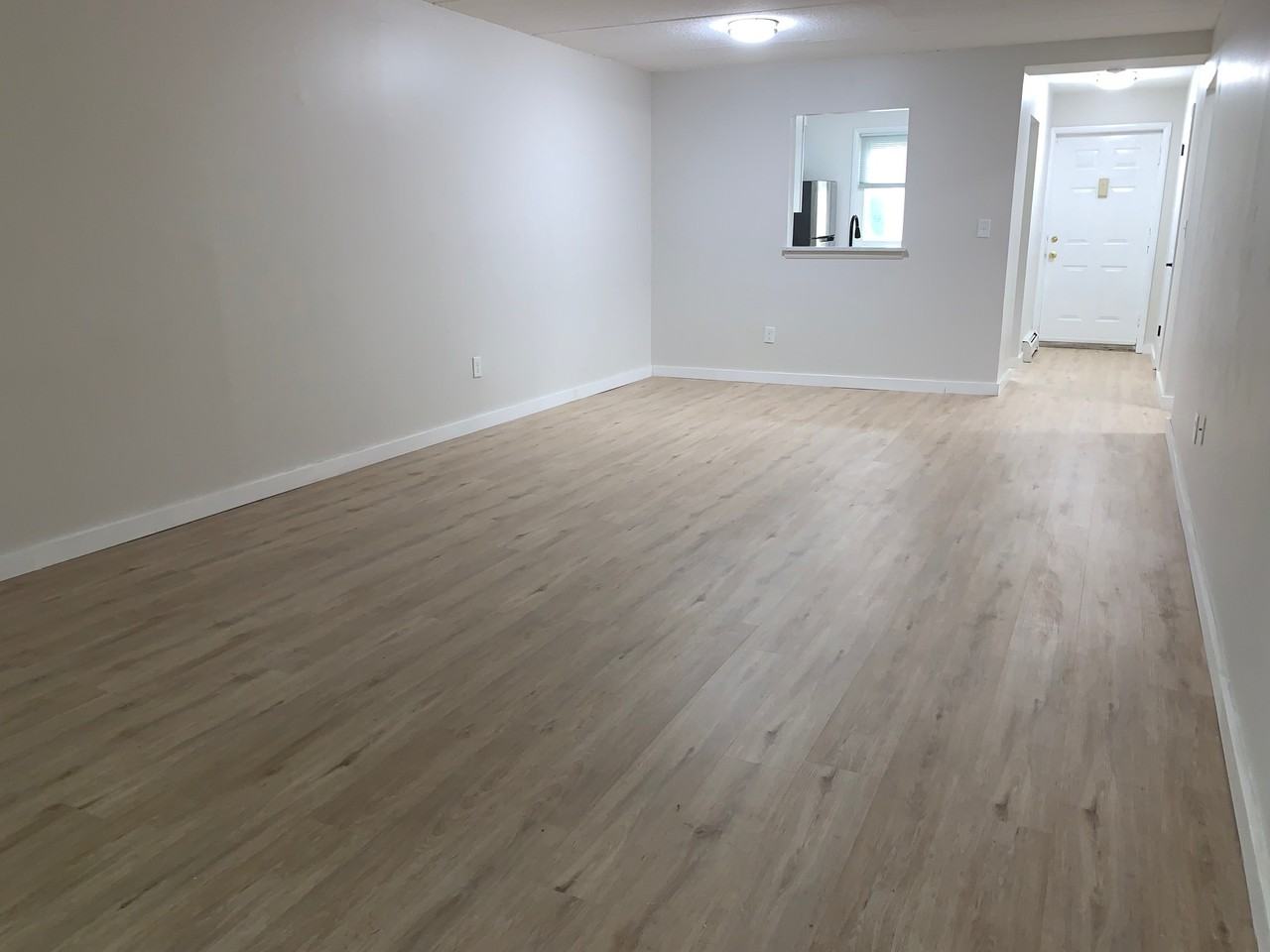 85 N Middletown - Photo 4 of 10