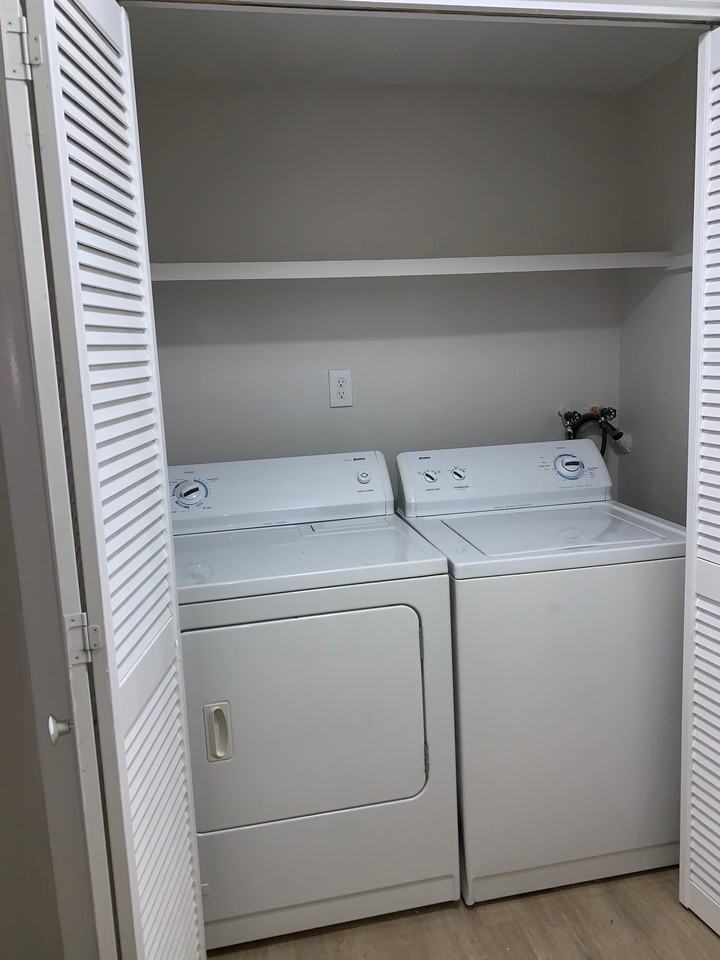 85 N Middletown - Photo 7 of 10