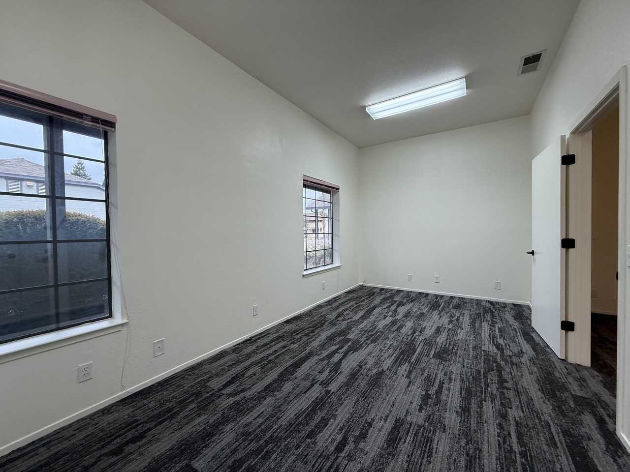 2889 Cohasset Rd. (R) - Photo 4 of 10