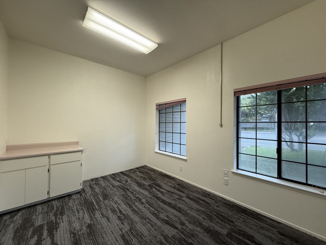 2889 Cohasset Rd. (R) - Photo 6 of 10