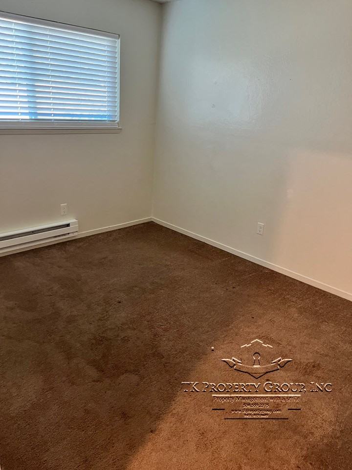 619 Kate Hayes Street - Photo 7 of 9