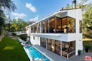 featured image of 2350 Benedict Canyon Dr