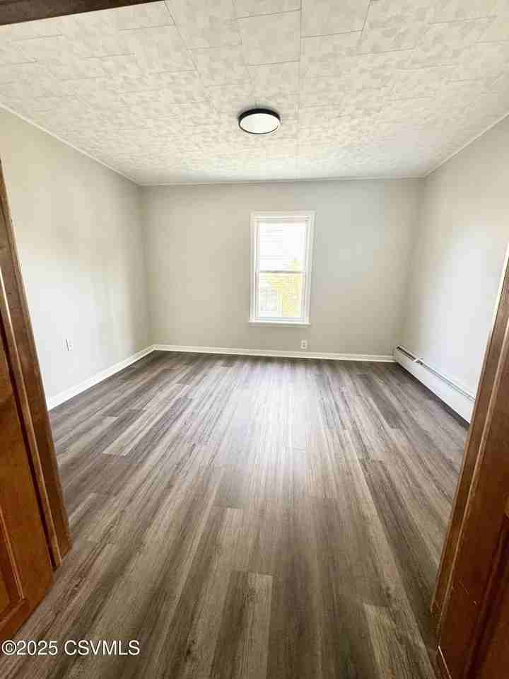 824 N Market St - Photo 6 of 16