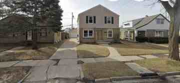 featured image of 4073 S Burrell St