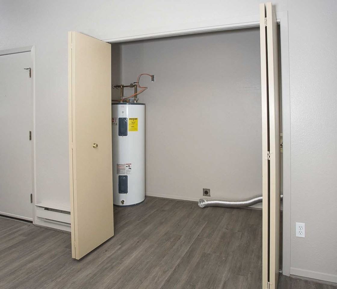 ALKALI CREEK PROPERTIES - Photo 7 of 11