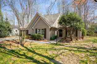 1813 N Creek Cir - Photo 1 of 1