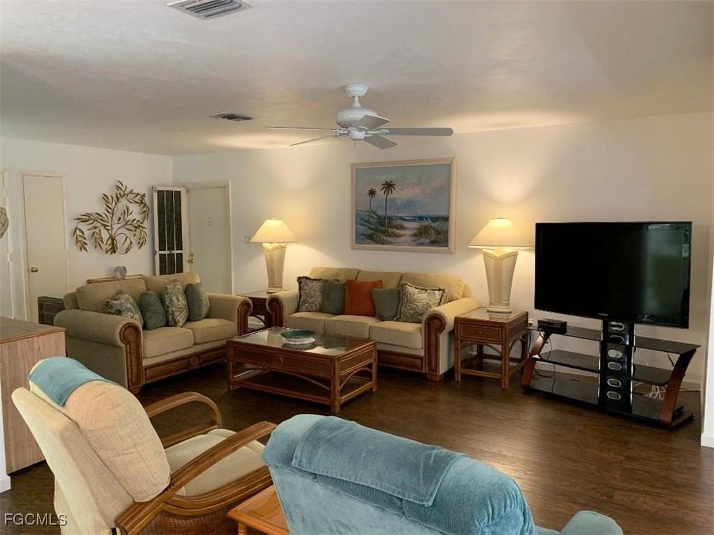 1739 Golf Club Dr Apt 6 #6 - Photo 2 of 13