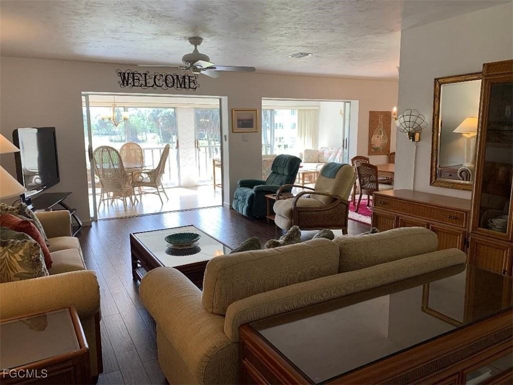 1739 Golf Club Dr Apt 6 #6 - Photo 3 of 13