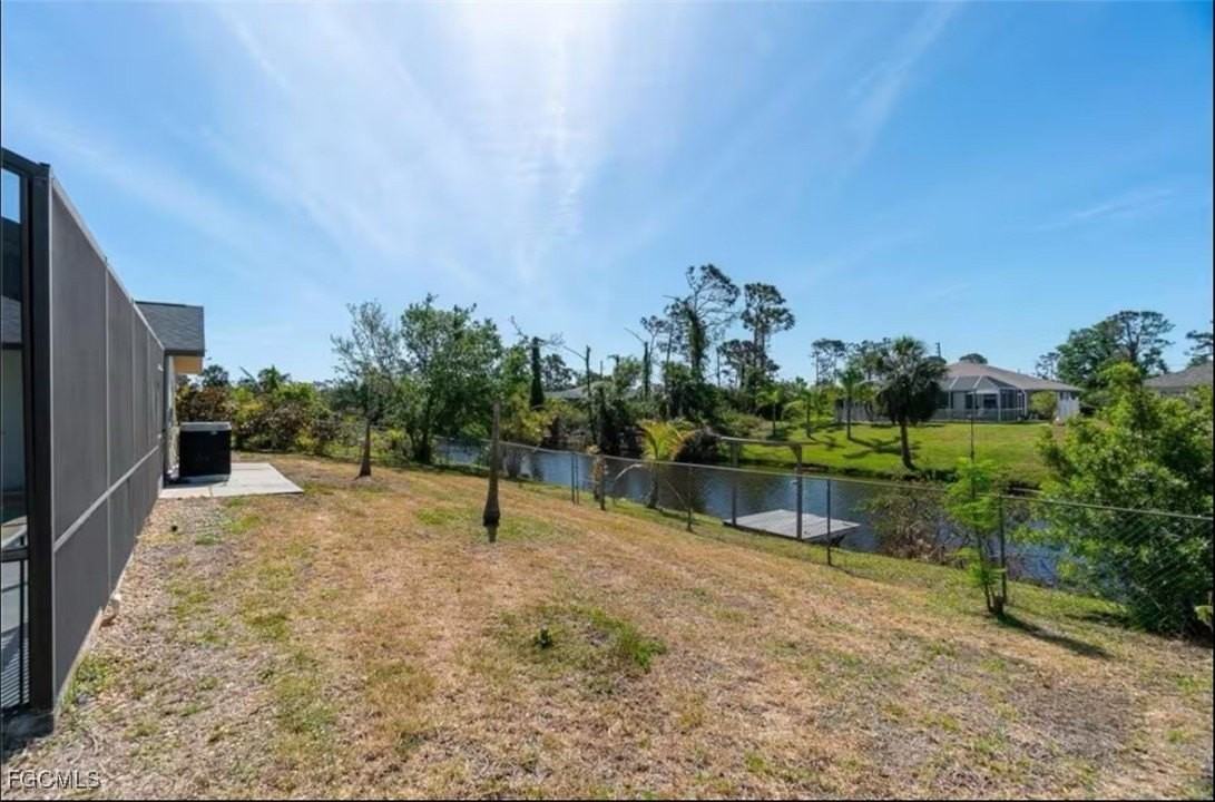 11195 Seabreeze Ave - Photo 4 of 23