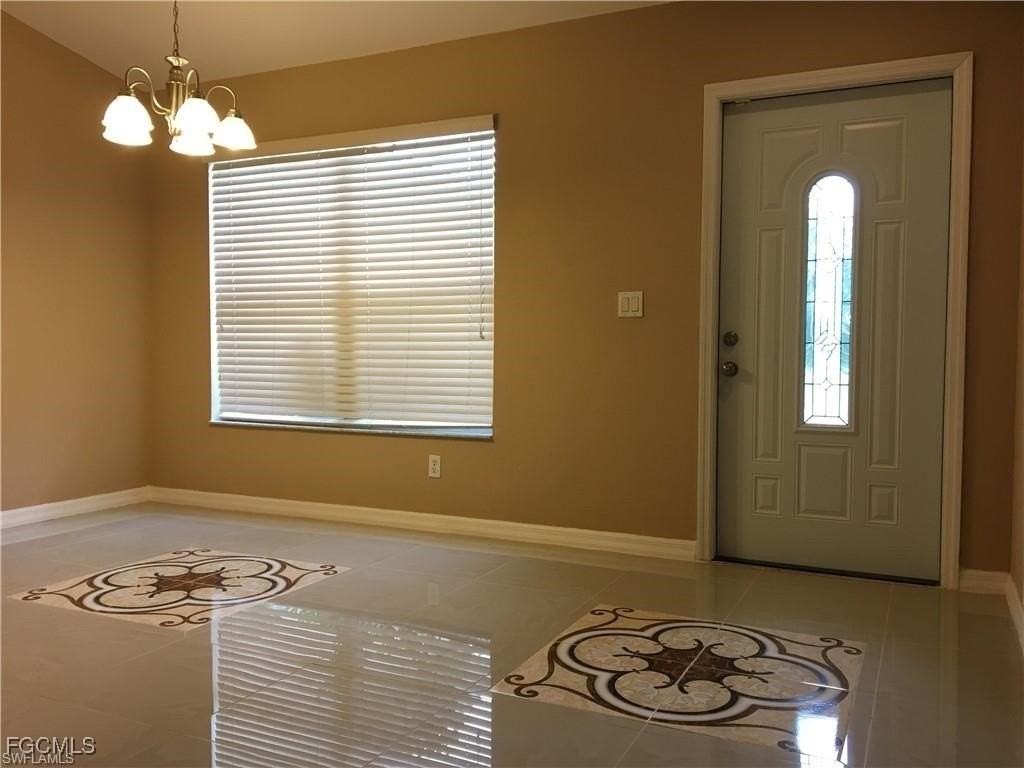 2923 Nw 10th St - Photo 2 of 26