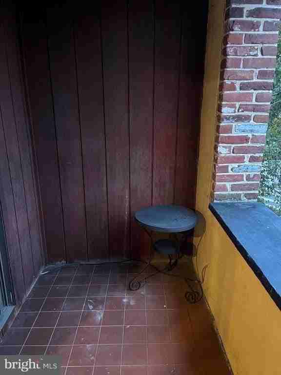 1010 S 11th St - Photo 5 of 13