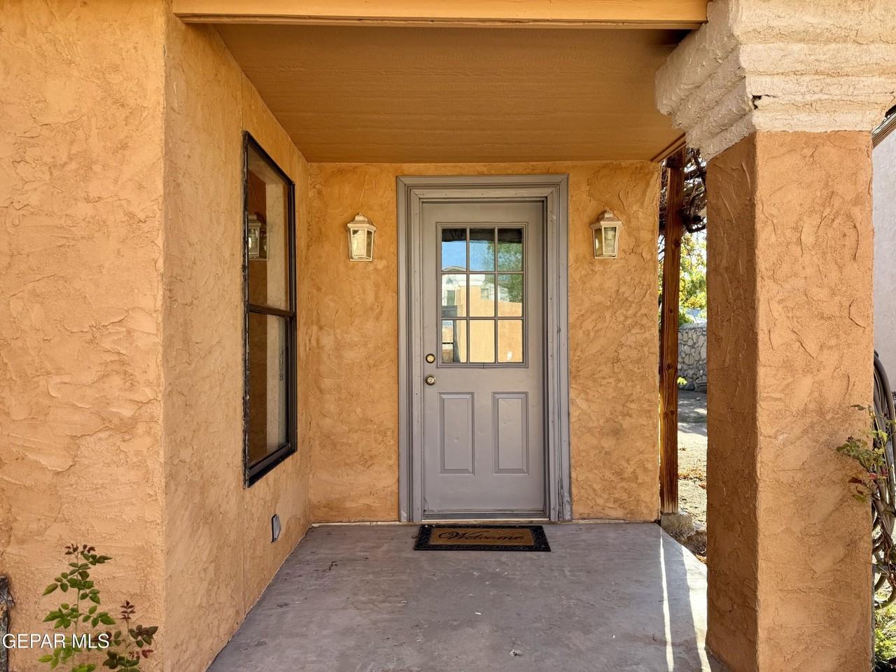 1904 Bay City Pl - Photo 5 of 33