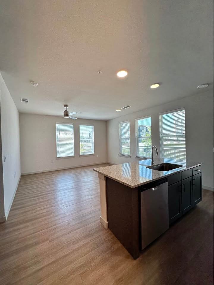3751 N Central Expy #7321 - Photo 2 of 8