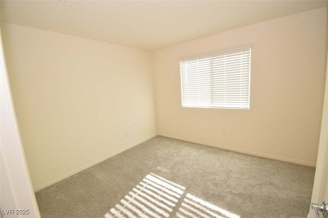 6929 Spicy Merlot St - Photo 4 of 25